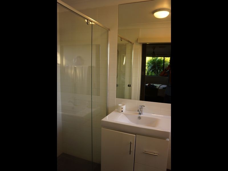 52 Treeview Drive, Burleigh Waters QLD 4220
