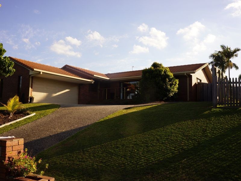 52 Treeview Drive, Burleigh Waters QLD 4220