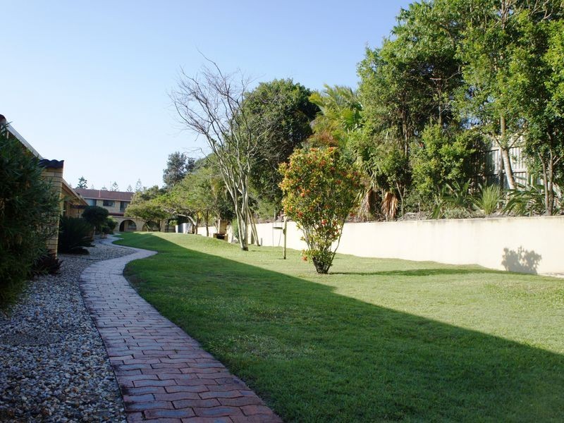 8/9 Nineteenth Avenue, Palm Beach QLD 4221