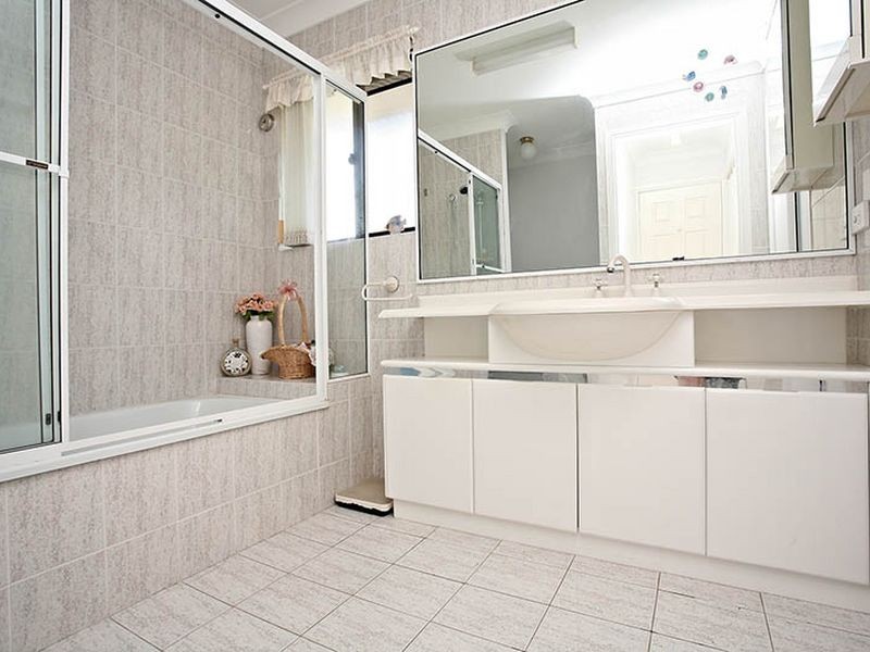 5/11 Tenth Ave, Palm Beach QLD 4221