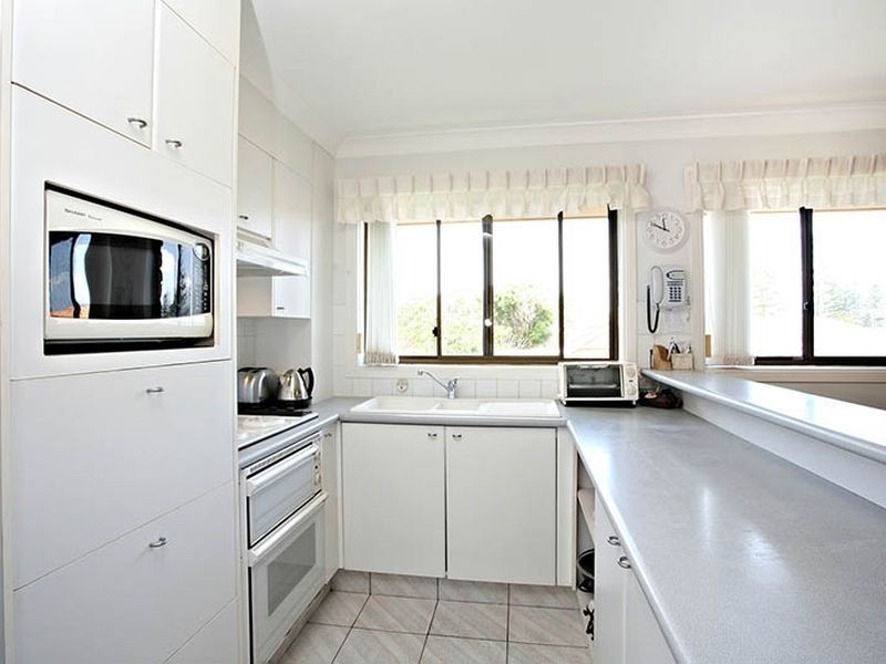 5/11 Tenth Ave, Palm Beach QLD 4221