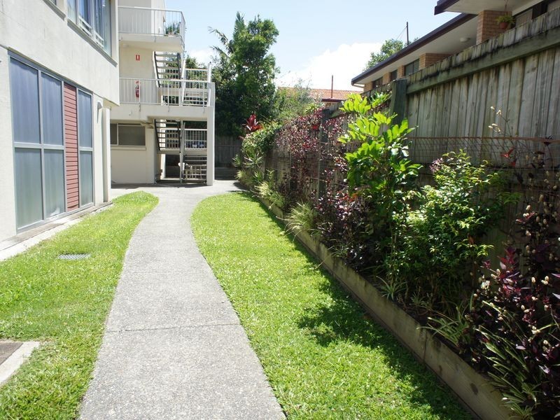 4/6 Nalla Court, Palm Beach QLD 4221