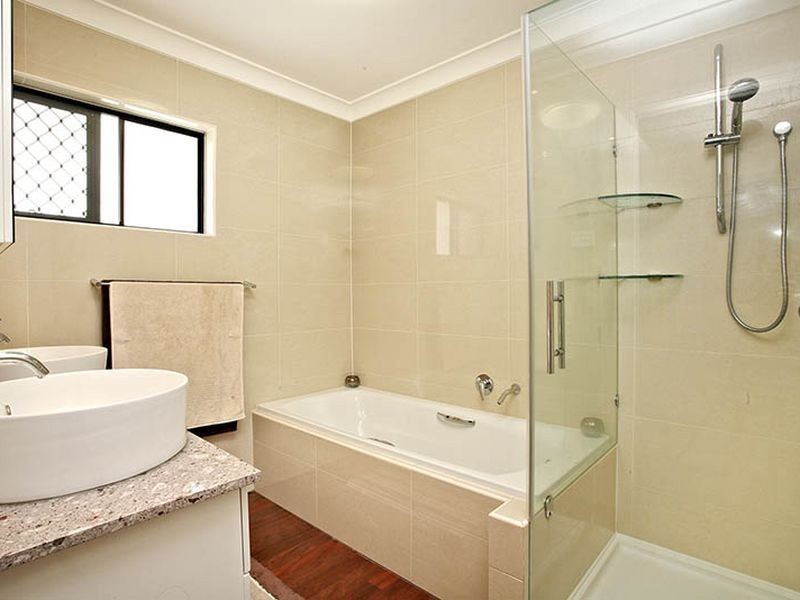 7 Leyte Avenue, Palm Beach QLD 4221