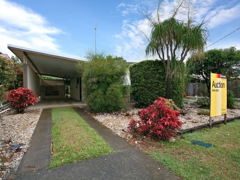 69 Leyte Avenue, Palm Beach QLD 4221