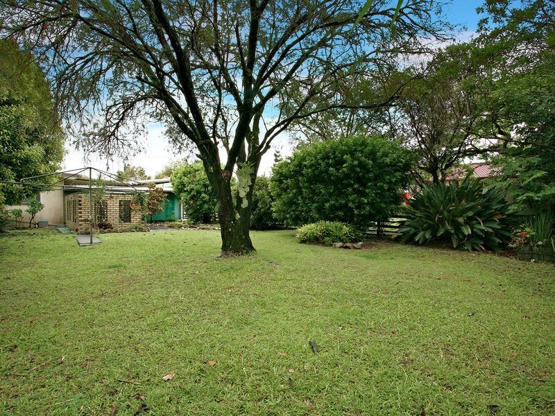 69 Leyte Avenue, Palm Beach QLD 4221