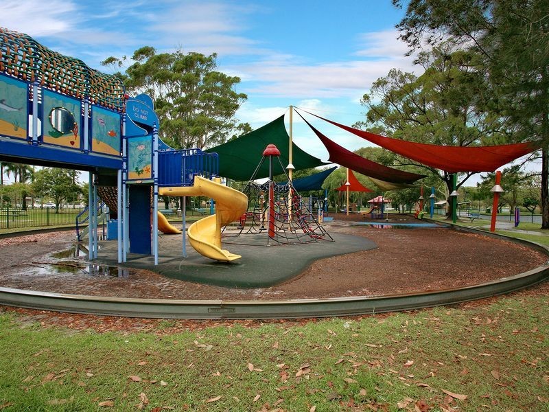 69 Leyte Avenue, Palm Beach QLD 4221