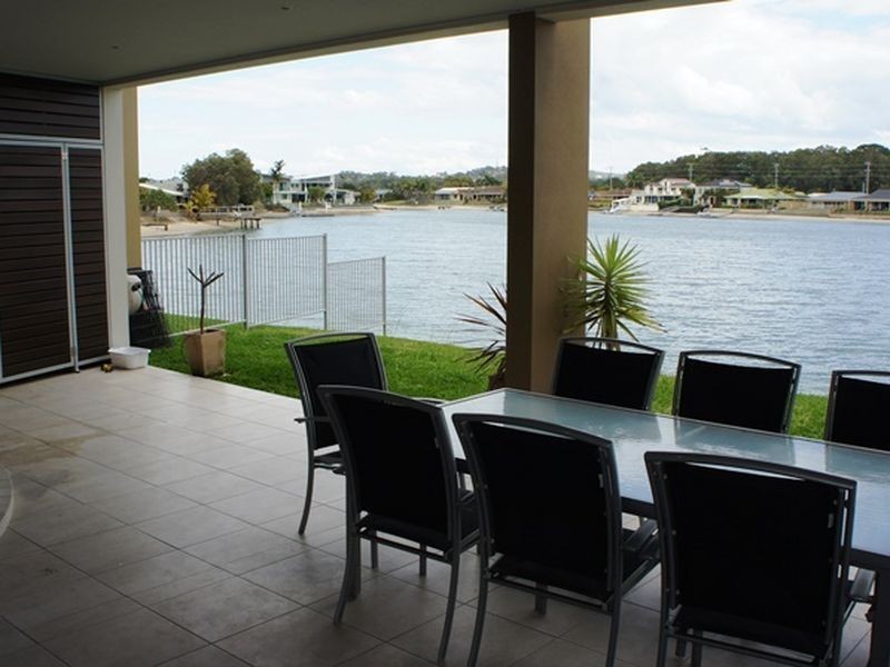 2/86 Parnki Parade, Palm Beach QLD 4221