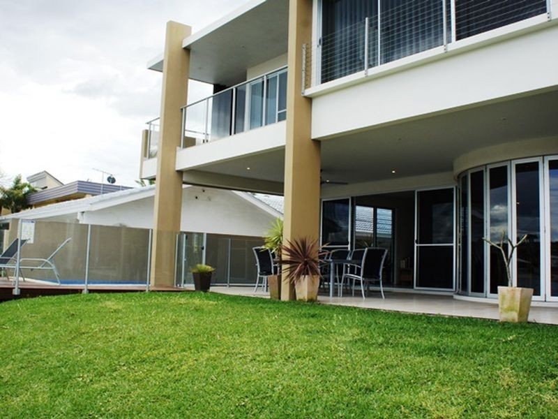 2/86 Parnki Parade, Palm Beach QLD 4221