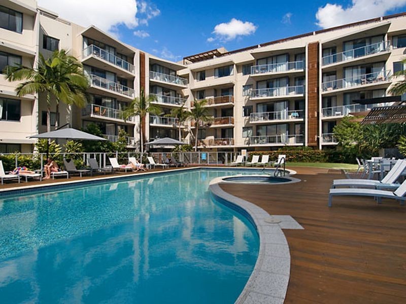 1025/1 Ocean Street, Burleigh Heads QLD 4220