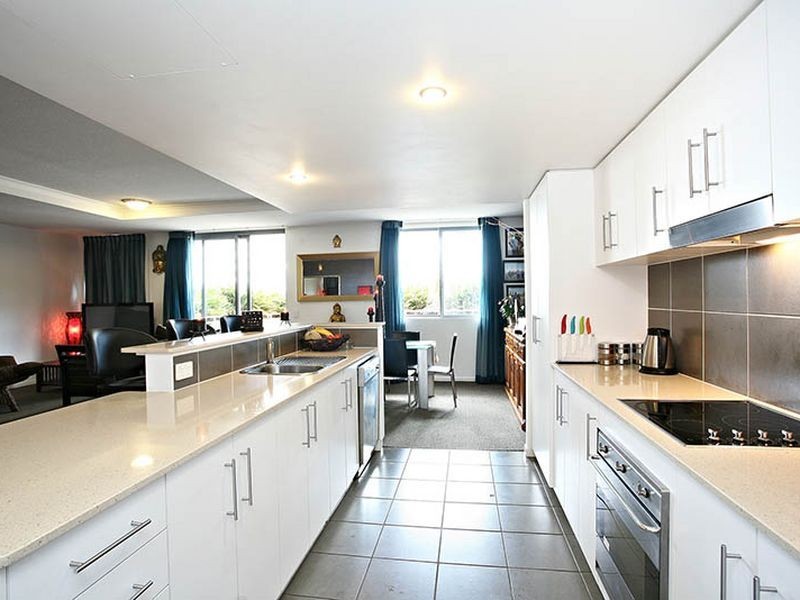 1025/1 Ocean Street, Burleigh Heads QLD 4220