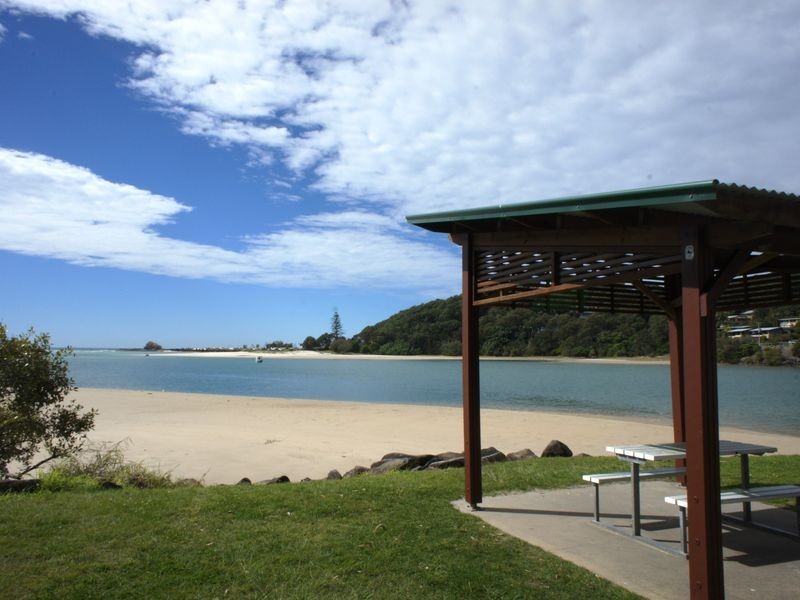 7/58 Sarawak Avenue, Palm Beach QLD 4221