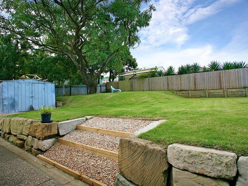 6 Bushtree Ct, Burleigh Waters QLD 4220