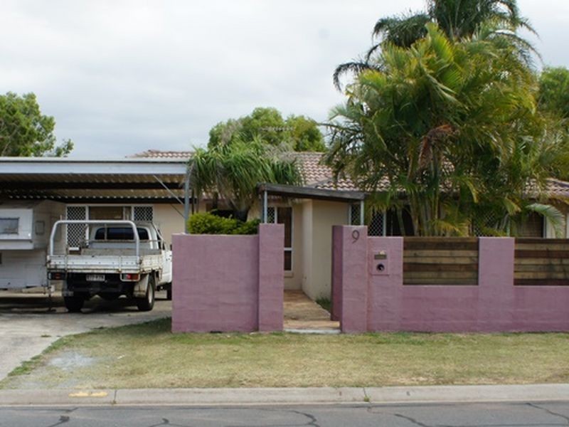 9 Bushtree Court, Burleigh Waters QLD 4220