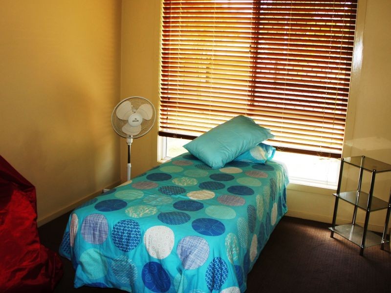 9 Bushtree Court, Burleigh Waters QLD 4220