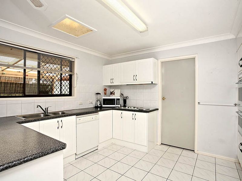 12 Cedar Court, Palm Beach QLD 4221