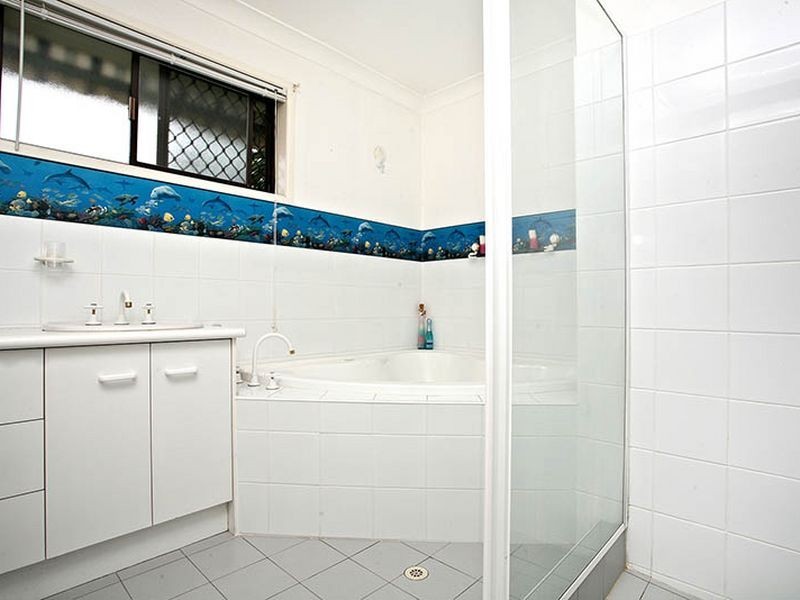 12 Cedar Court, Palm Beach QLD 4221