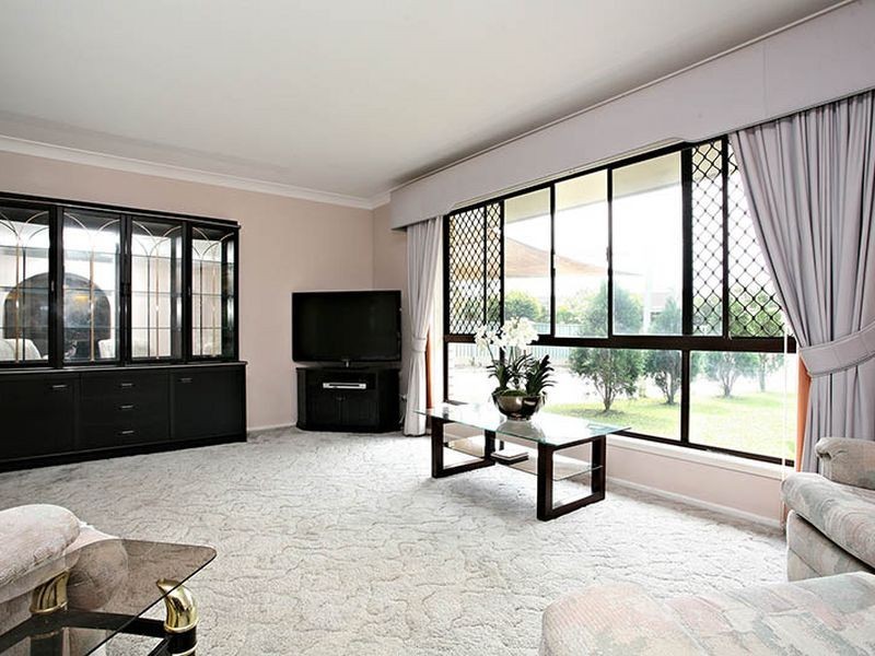 12 Cedar Court, Palm Beach QLD 4221
