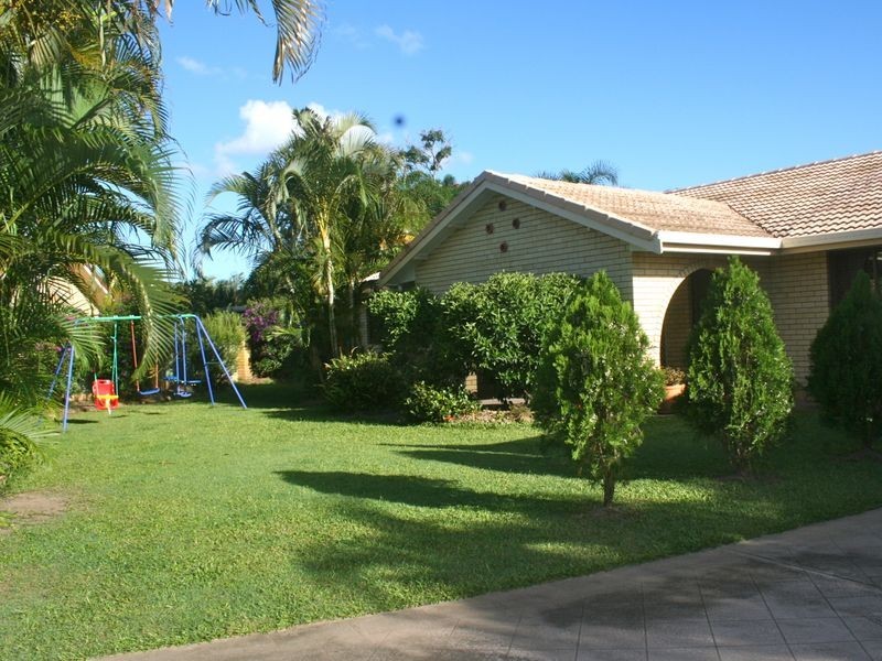 12 Cedar Court, Palm Beach QLD 4221