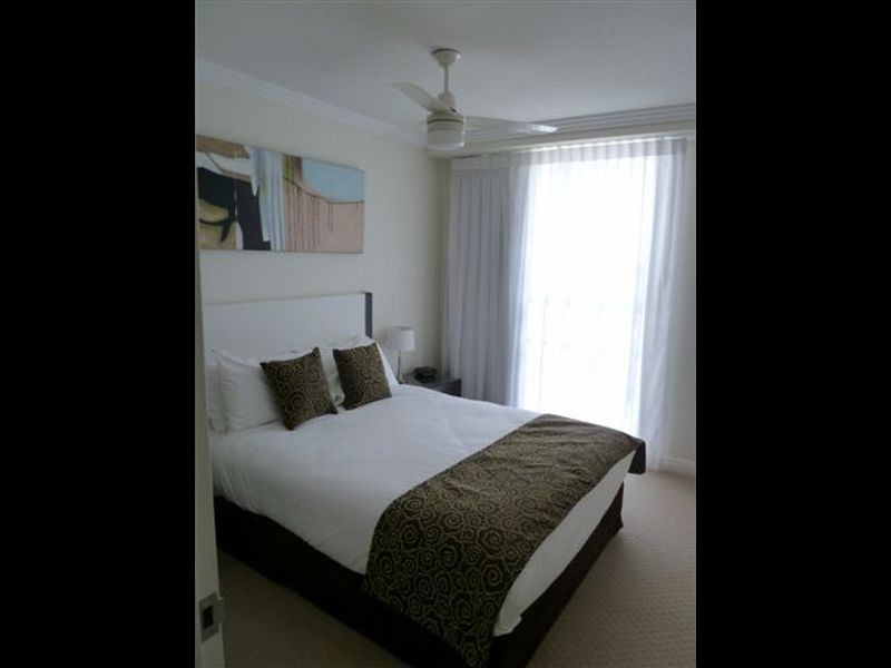 1302/10 Fifth Avenue, Palm Beach QLD 4221