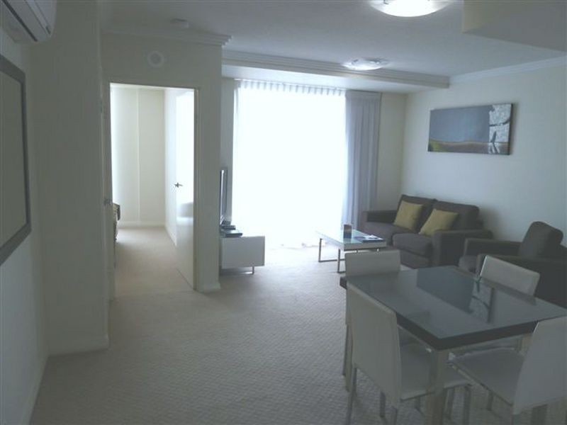 1302/10 Fifth Avenue, Palm Beach QLD 4221