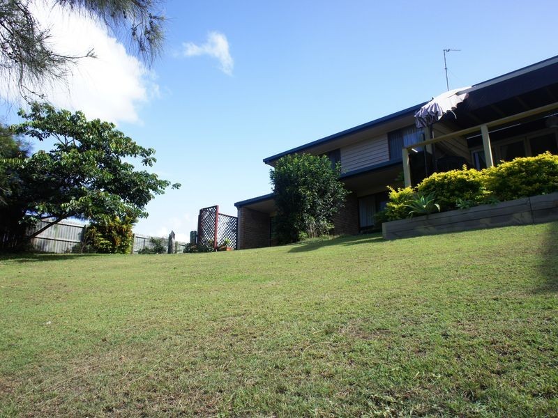 1/1 Barbet Place, Burleigh Waters QLD 4220