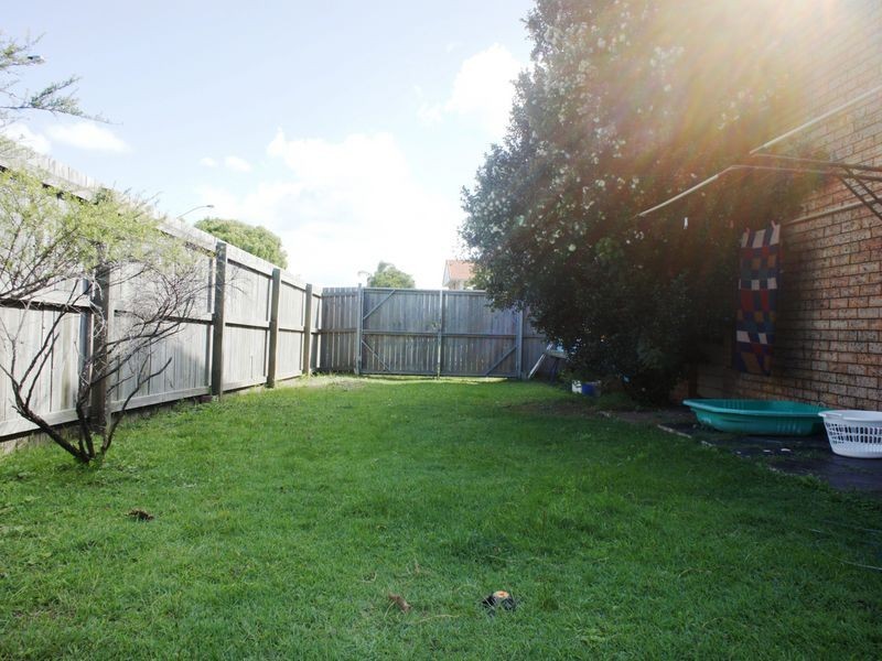 1/1 Barbet Place, Burleigh Waters QLD 4220