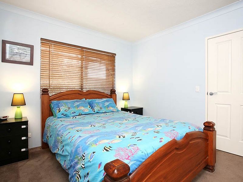 7/3 Lind Avenue, Palm Beach QLD 4221