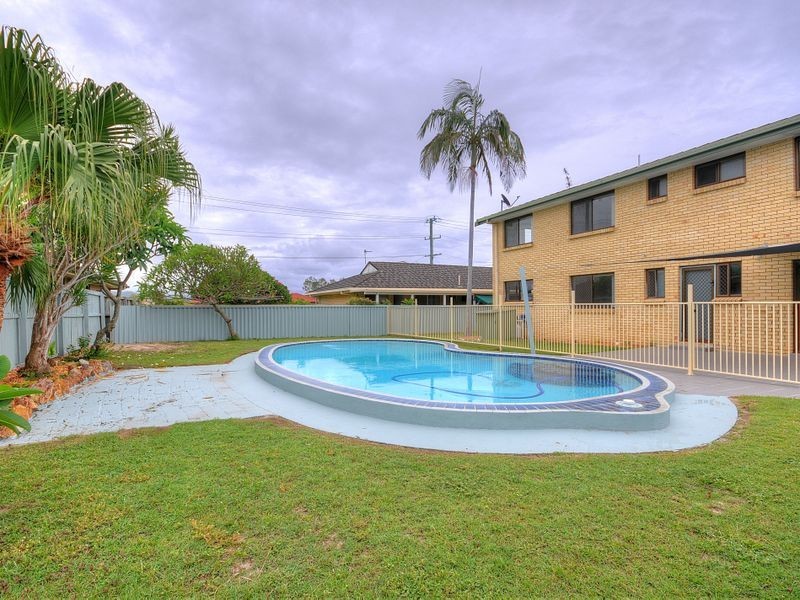 38 Sandpiper Drive, Burleigh Heads QLD 4220