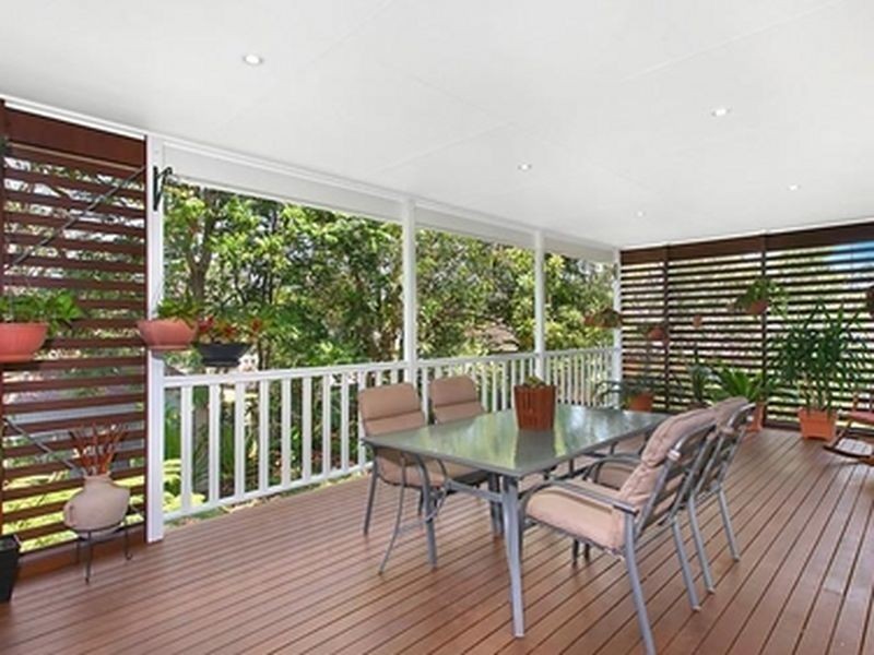 4 Celebes Avenue, Palm Beach QLD 4221