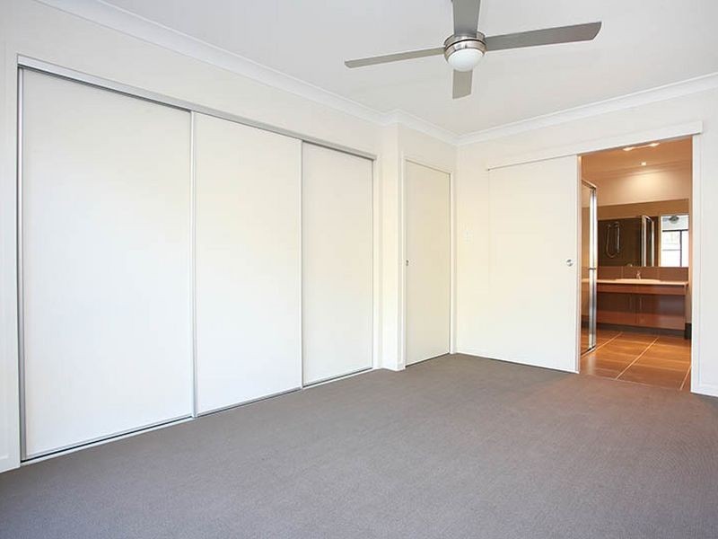 18 Aethalia Street, Currumbin Waters QLD 4223