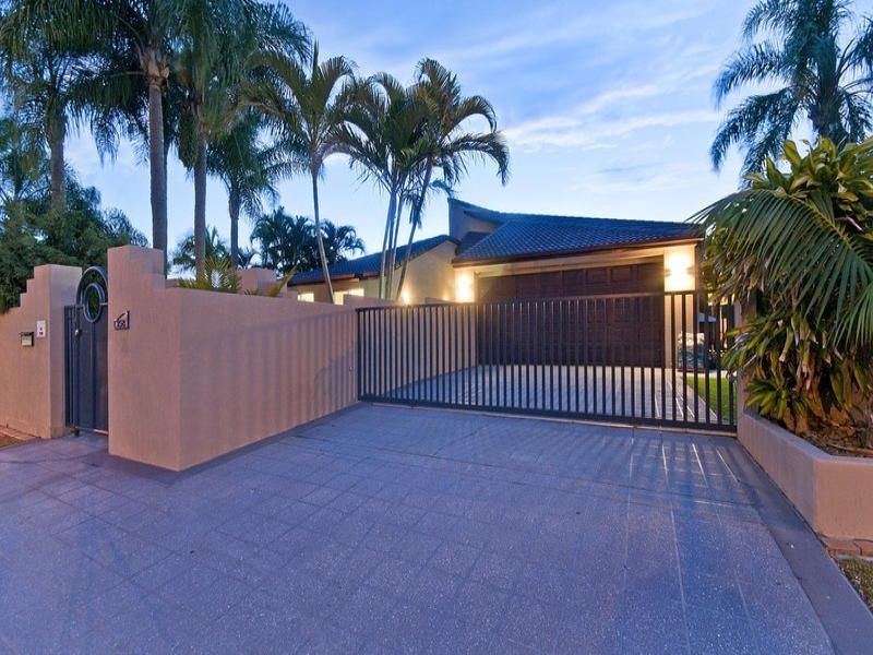 258 Nineteenth Avenue, Elanora QLD 4221