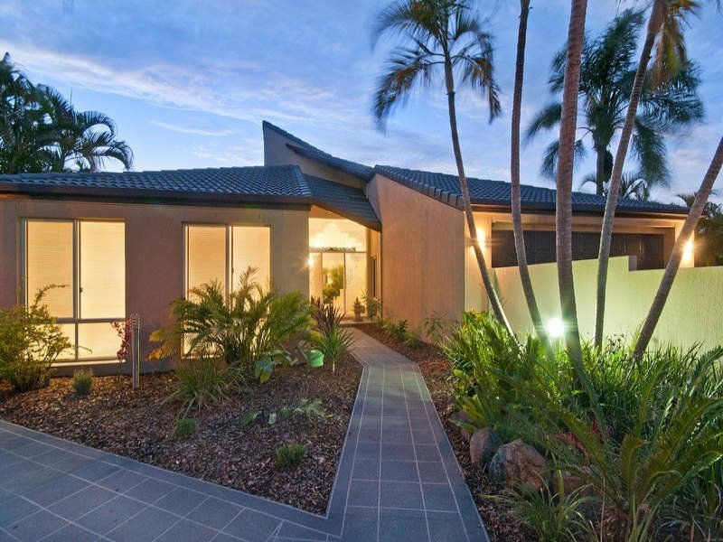 258 Nineteenth Avenue, Elanora QLD 4221