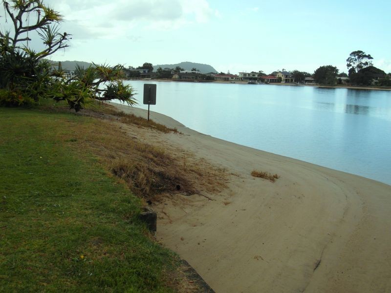 186 Mallawa Drive, Palm Beach QLD 4221