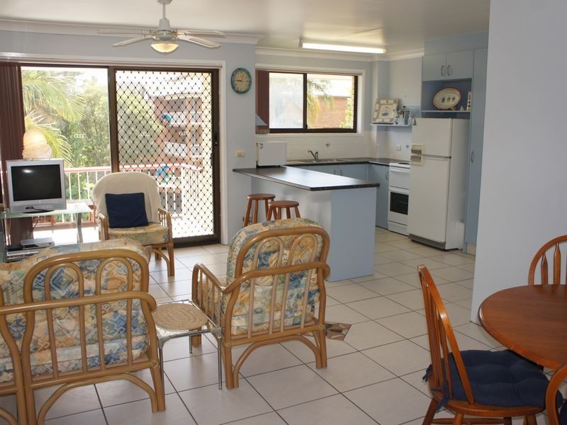 6/4 Allara Ave, Palm Beach QLD 4221