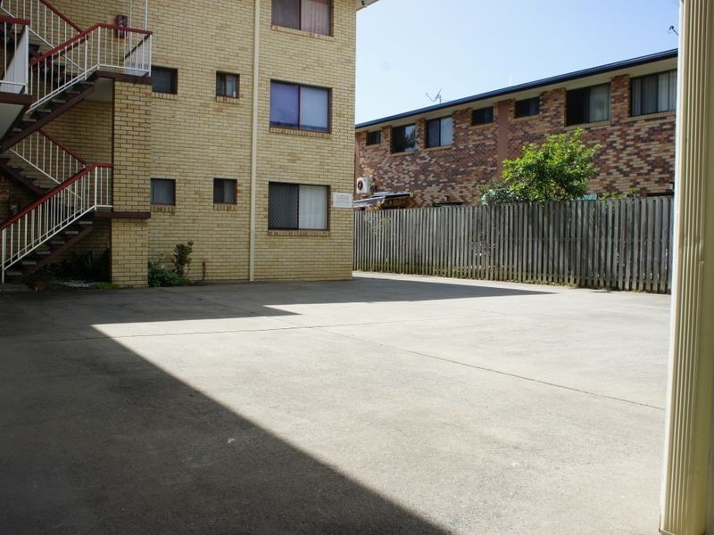 6/4 Allara Ave, Palm Beach QLD 4221