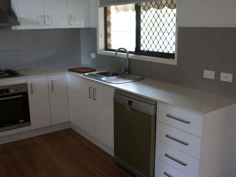 2/448 Cypress Terrace North, Palm Beach QLD 4221