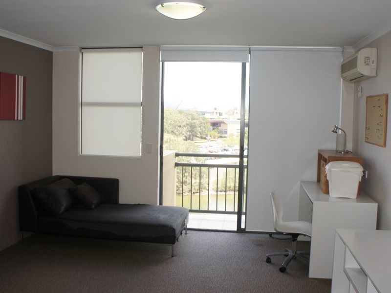 643/25 Lake Orr Drive, Robina QLD 4226