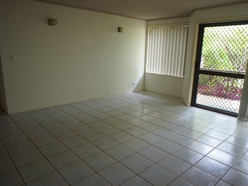 1/3 Nalla Court, Palm Beach QLD 4221