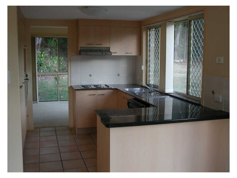 85 Angelica Street, Elanora QLD 4221