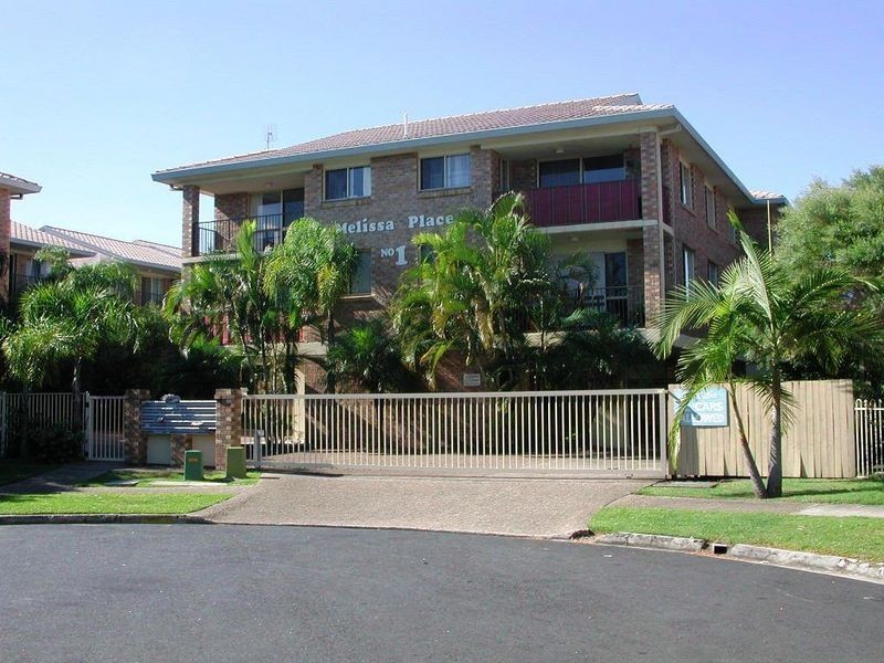 1/1 Rolan Court, Palm Beach QLD 4221