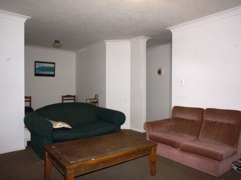 1/1 Rolan Court, Palm Beach QLD 4221