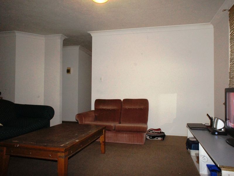 1/1 Rolan Court, Palm Beach QLD 4221