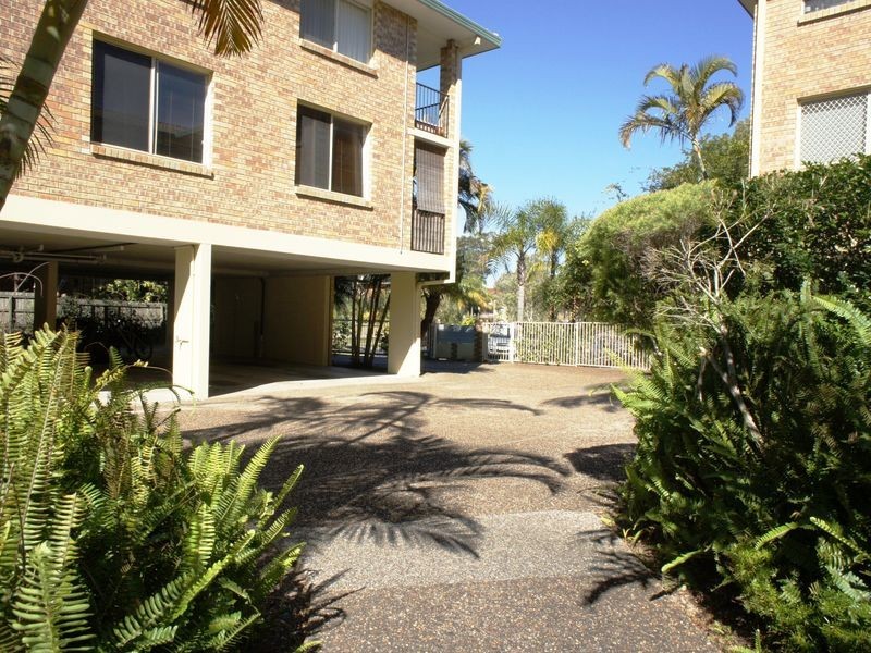 1/1 Rolan Court, Palm Beach QLD 4221