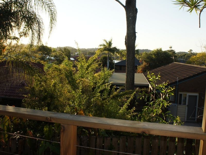 2/3 Daisy Street, Elanora QLD 4221