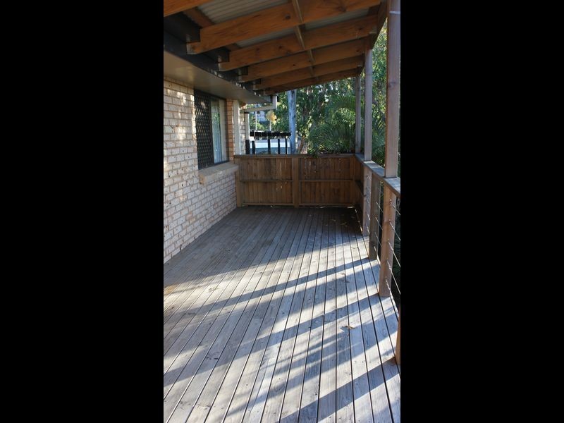 2/3 Daisy Street, Elanora QLD 4221