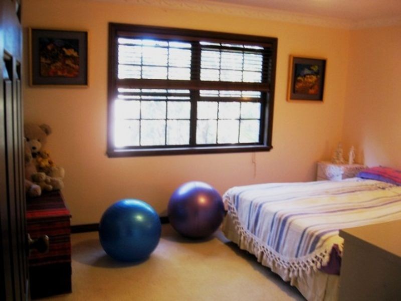 3 Dorset Place, Elanora QLD 4221