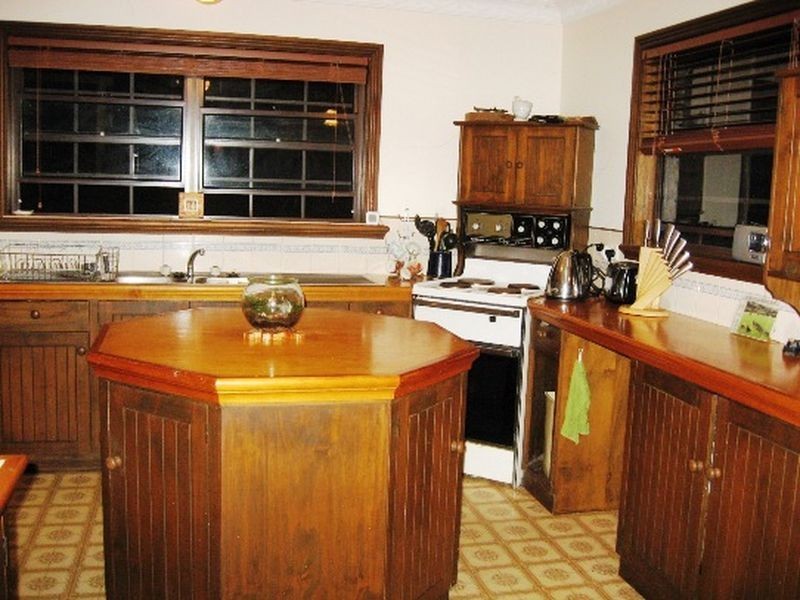 3 Dorset Place, Elanora QLD 4221