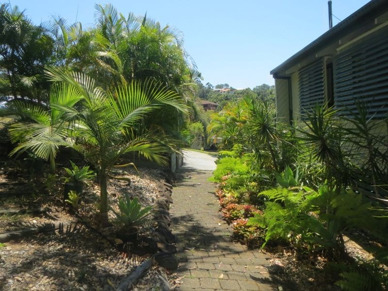 4 Ponderosa Court, Elanora QLD 4221