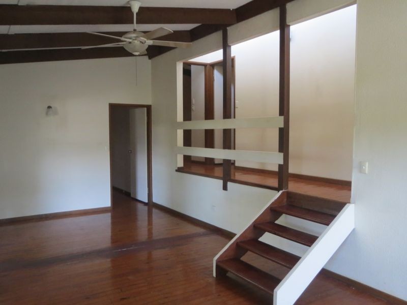 4 Ponderosa Court, Elanora QLD 4221
