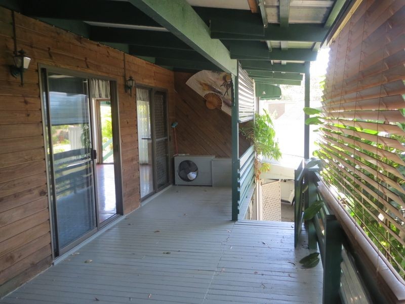 4 Ponderosa Court, Elanora QLD 4221